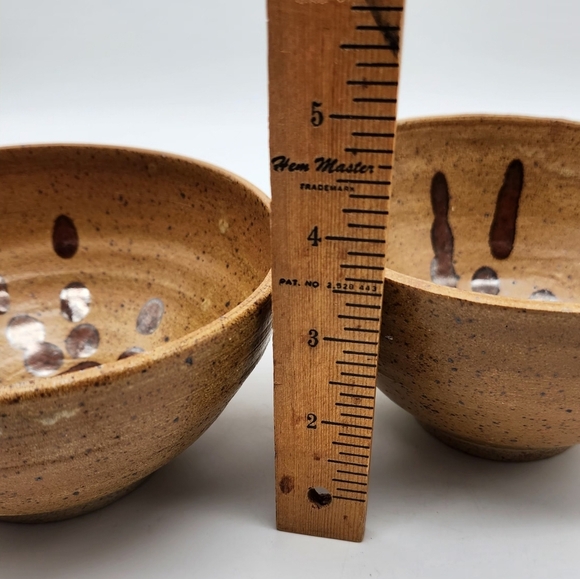 Studio Art Pottery Wheel Thrown Yellow Brown (2) Bowls. Signed. - Picture 6 of 7